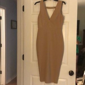 Windsor Store Midi Dress